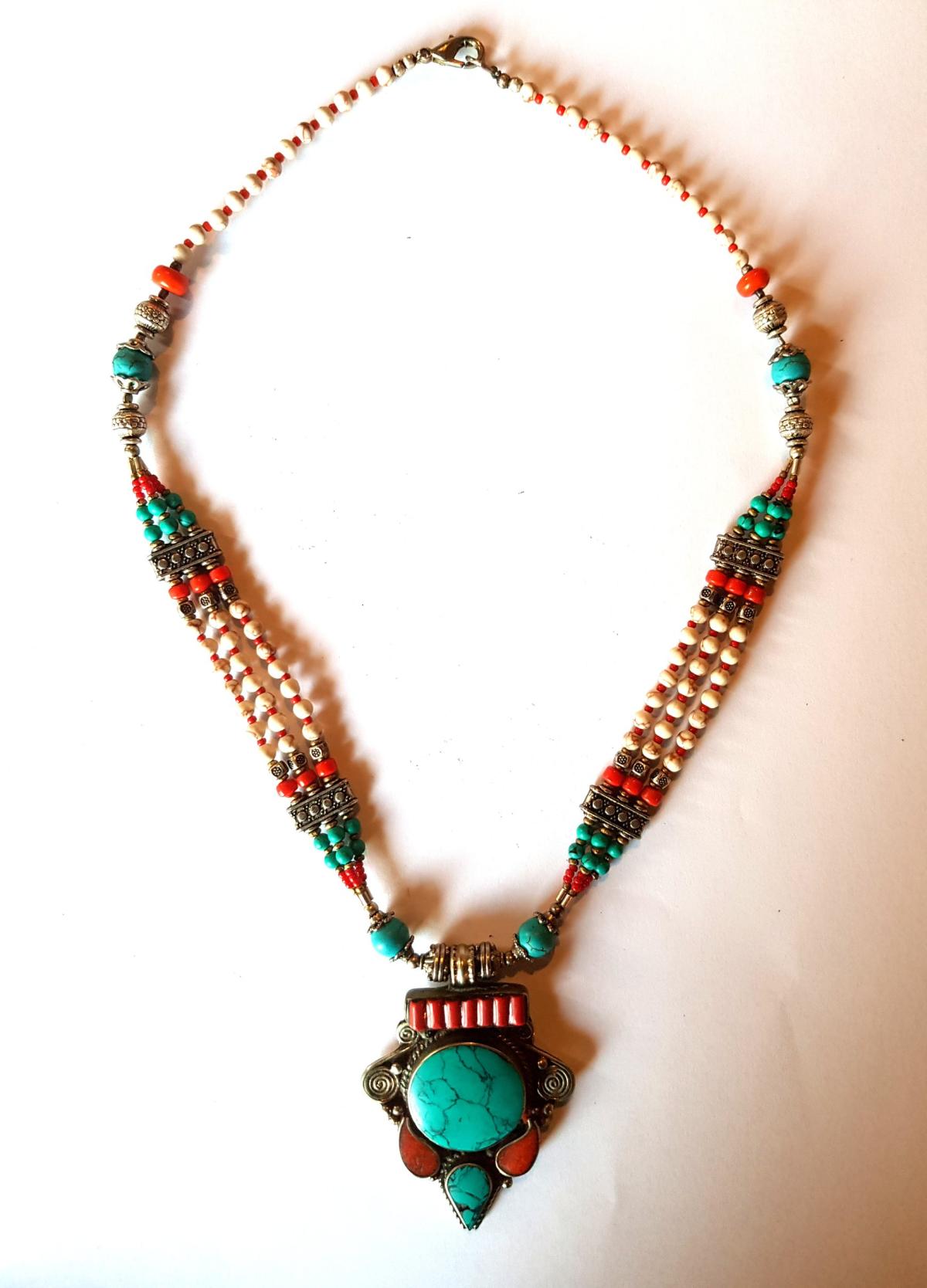 Collier mala