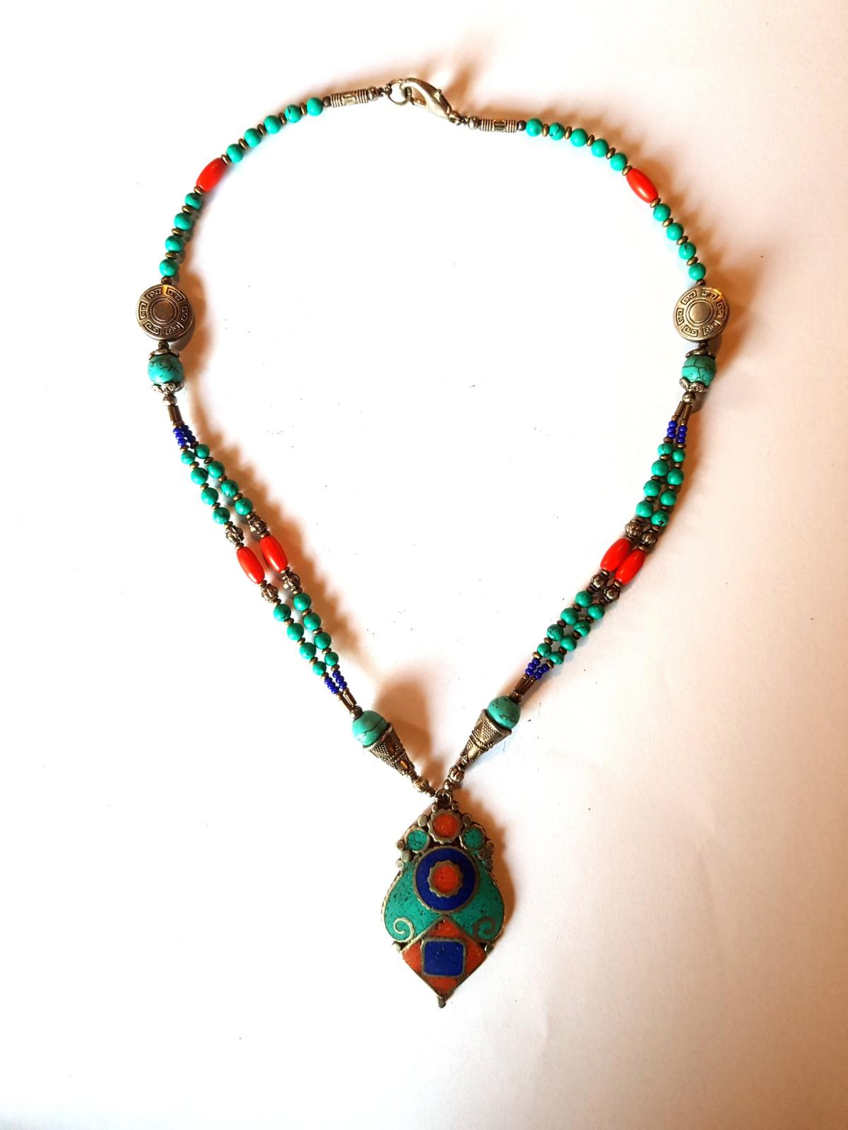 Collier mala