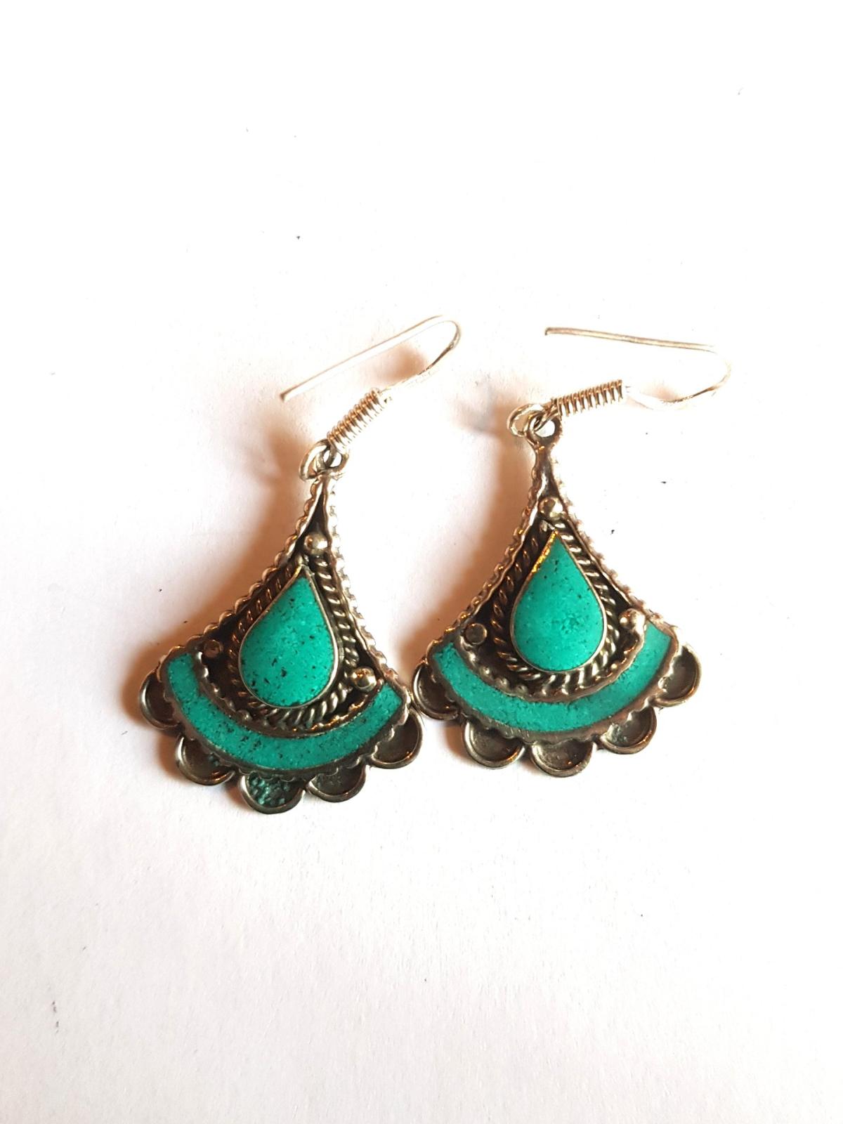 Boucles d'oreilles tibétains