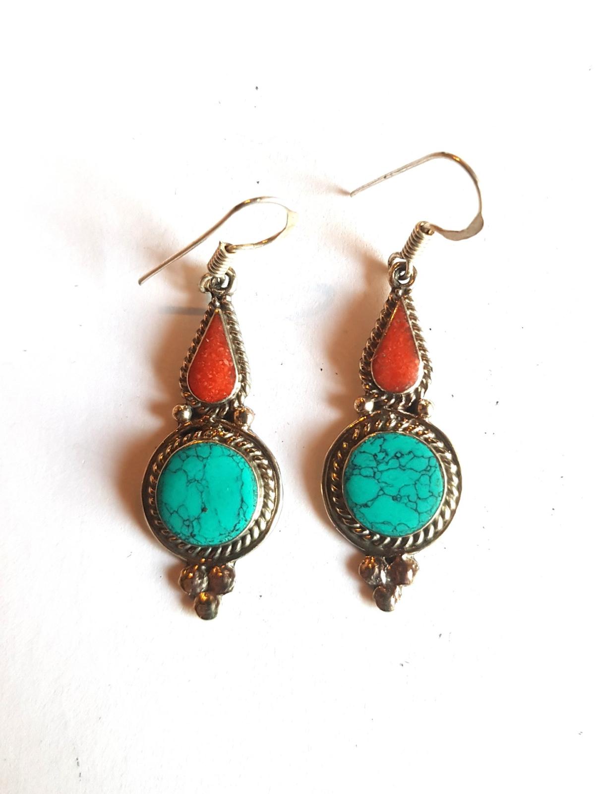 Boucles d'oreilles tibétains