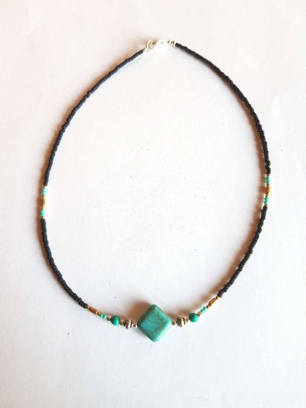 Collier lien noir