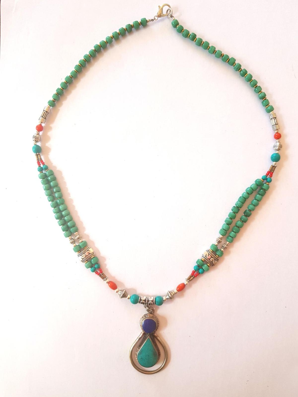 Collier mala