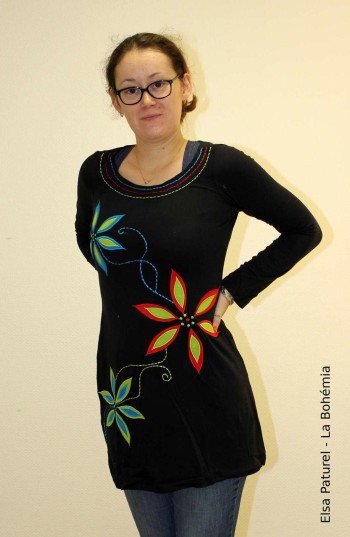 Tunique ou robe ethnique fleur
