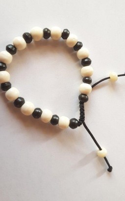 Bracelet perles noir et blanc