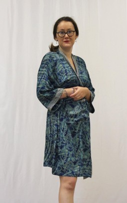 Kimono court en soie recyclé