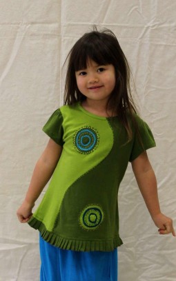 Tee-shirt enfant vert spirales