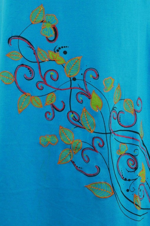 Robe débardeur ou tunique bleue à fleurs
