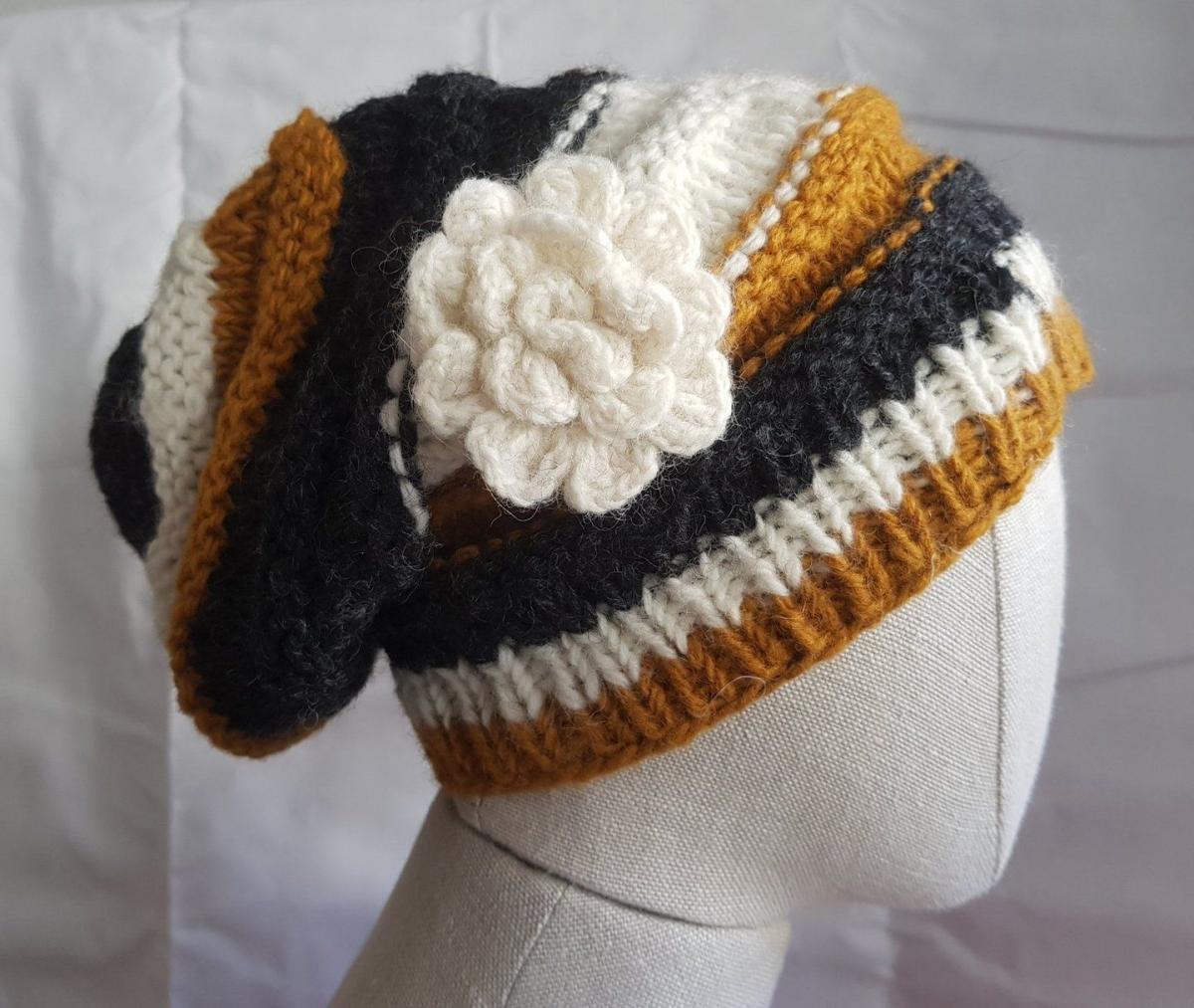 Bonnet laine et polaire jaune et marron