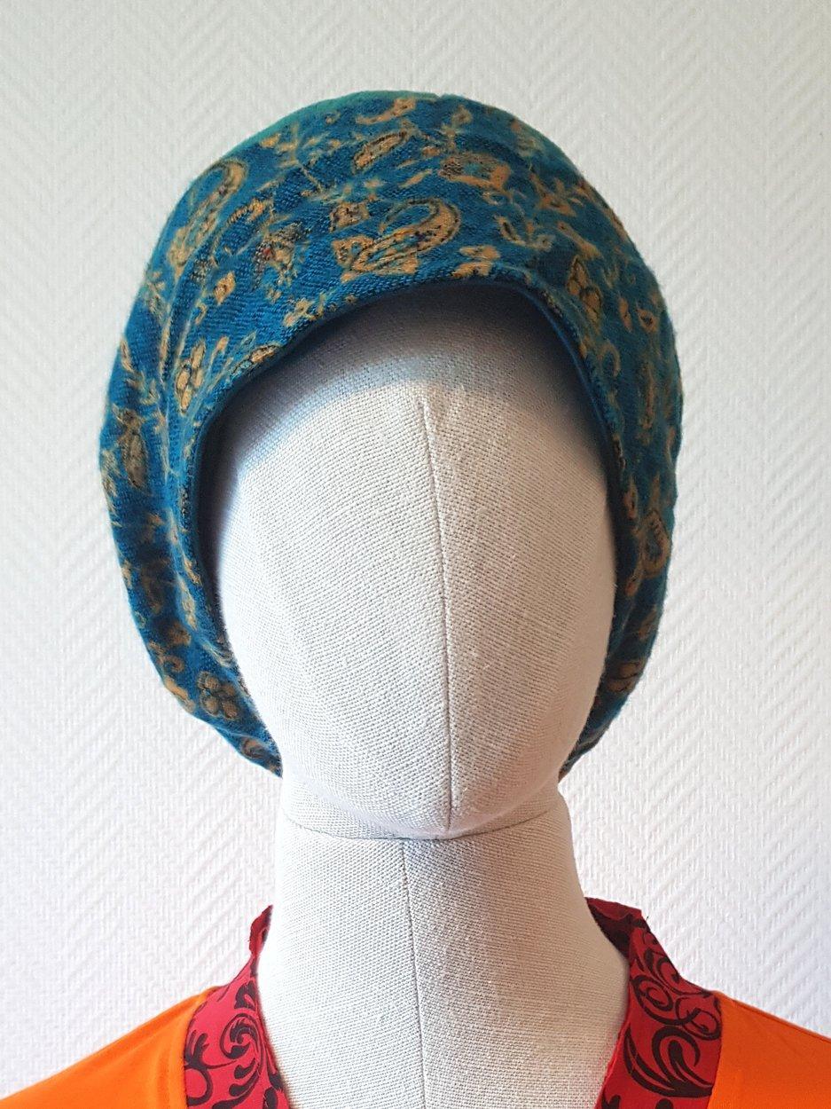 Bonnet polaire turquoise motifs indiens