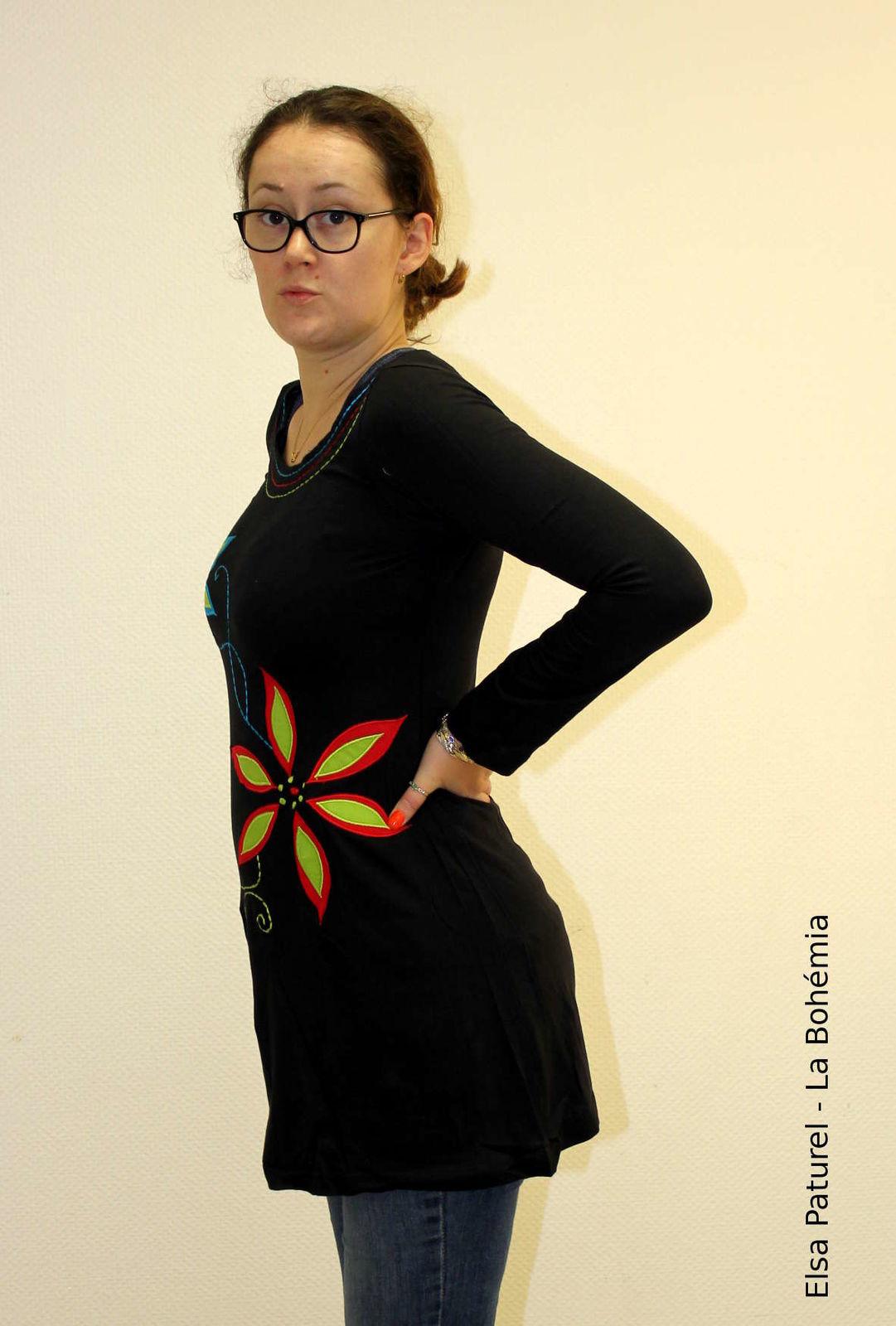 Tunique ou robe ethnique fleur