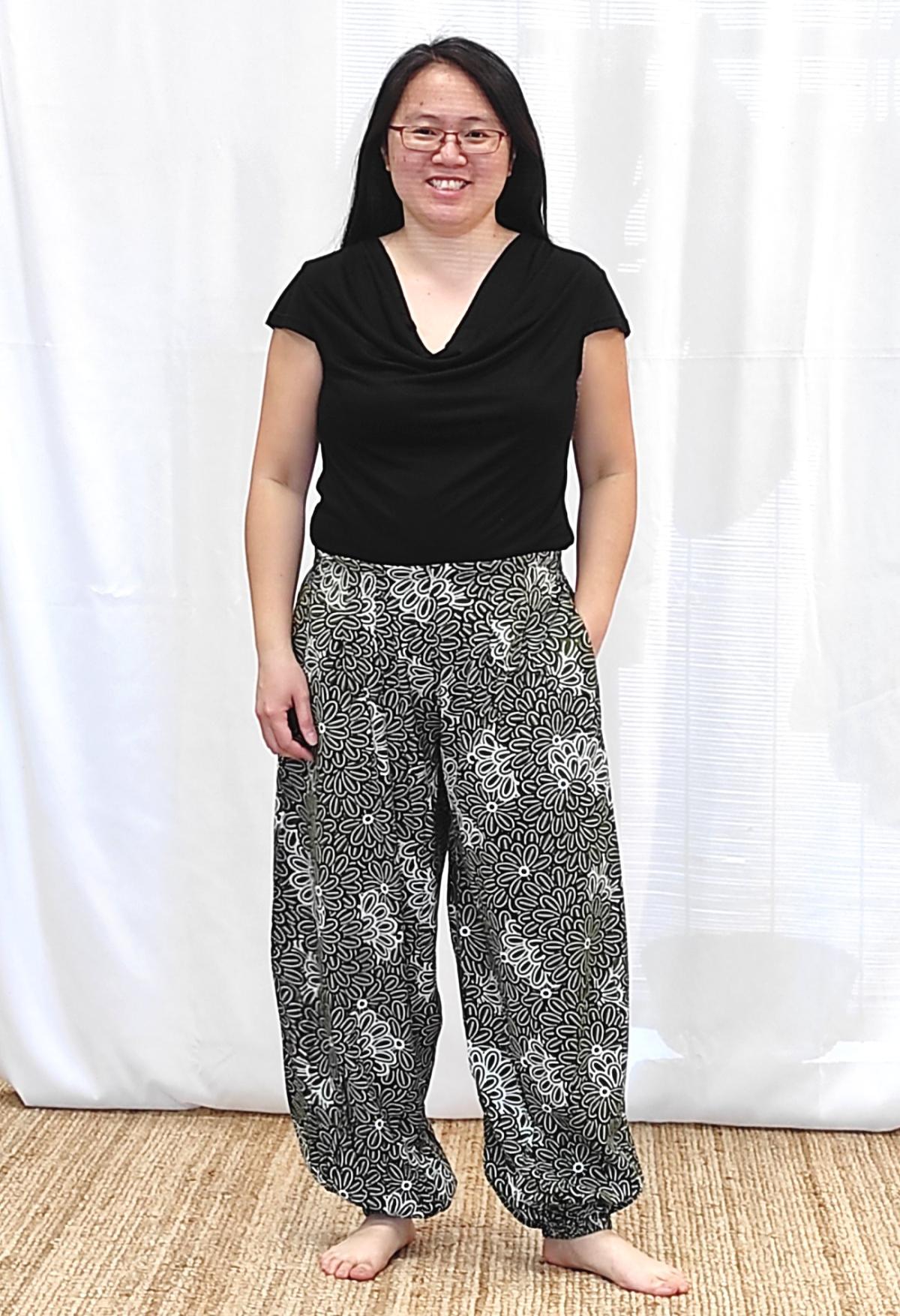 Pantalon ethnique femme fleuri kaki